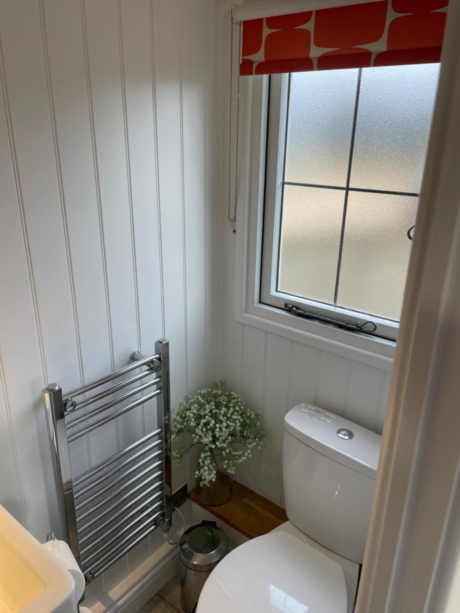 The Shepherd'S Hut Mixbury Bagian luar foto
